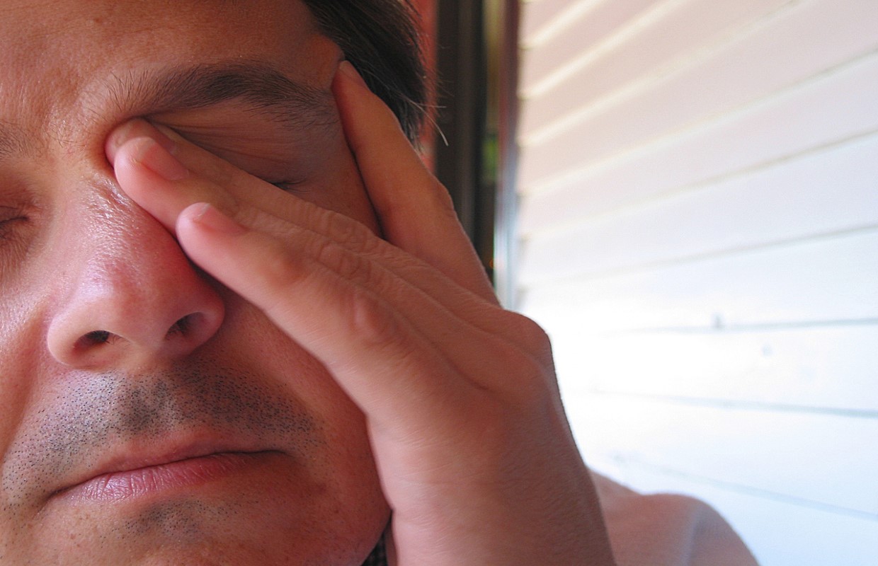 Why rubbing your eyes is making you look old and tired WTAX 93.9FM/1240AM