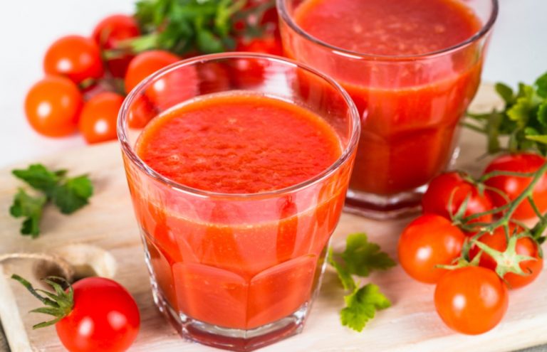7 ounces of tomato juice a day could lower blood pressure and