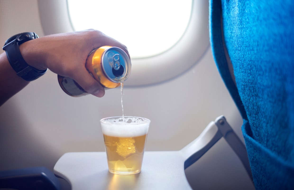 Airlines limiting alcohol on flights due to passengers' bad behavior