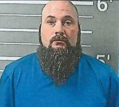 DCFS worker charged with child pornography