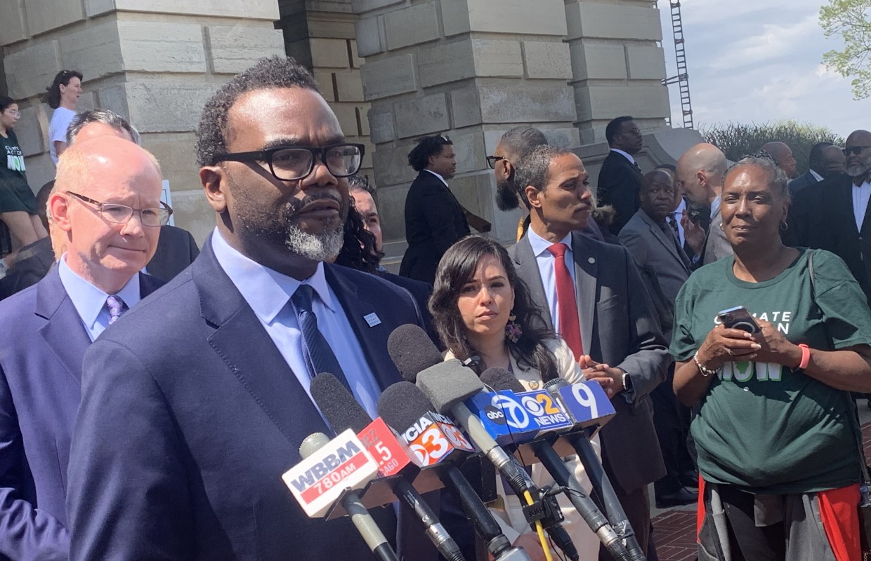 Chicago’s next mayor reaches out