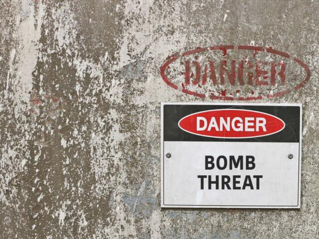 Bomb threat sign