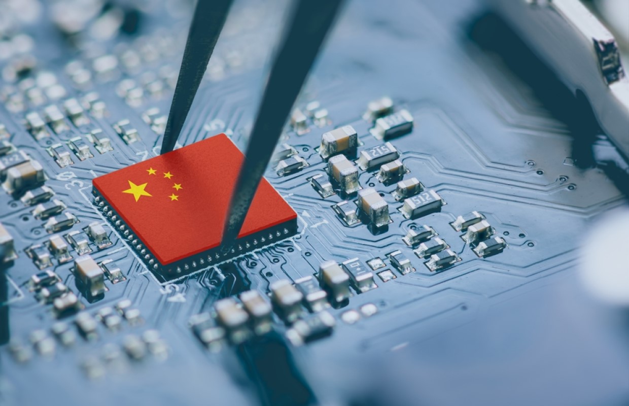 Battery plant protest