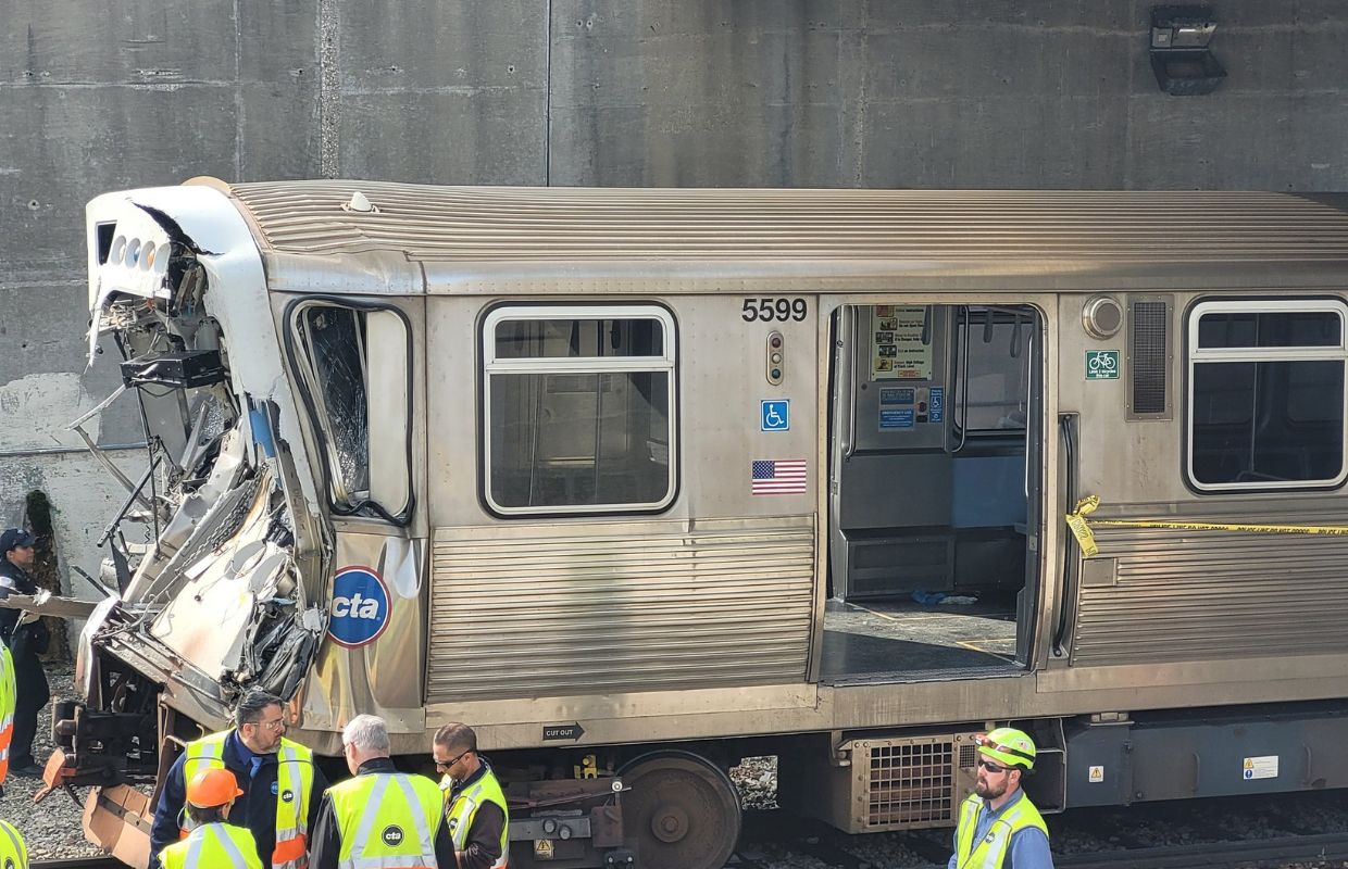 At least 20 injured in CTA crash in Chicago, 3 critically
